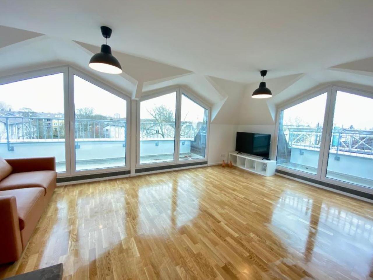 Schoenes Erwachen Im Frankfurter Penthouse Frankfurt am Main Luaran gambar