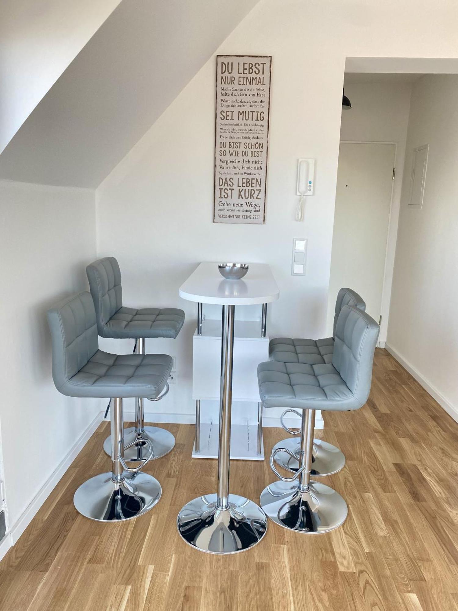 Schoenes Erwachen Im Frankfurter Penthouse Frankfurt am Main Luaran gambar