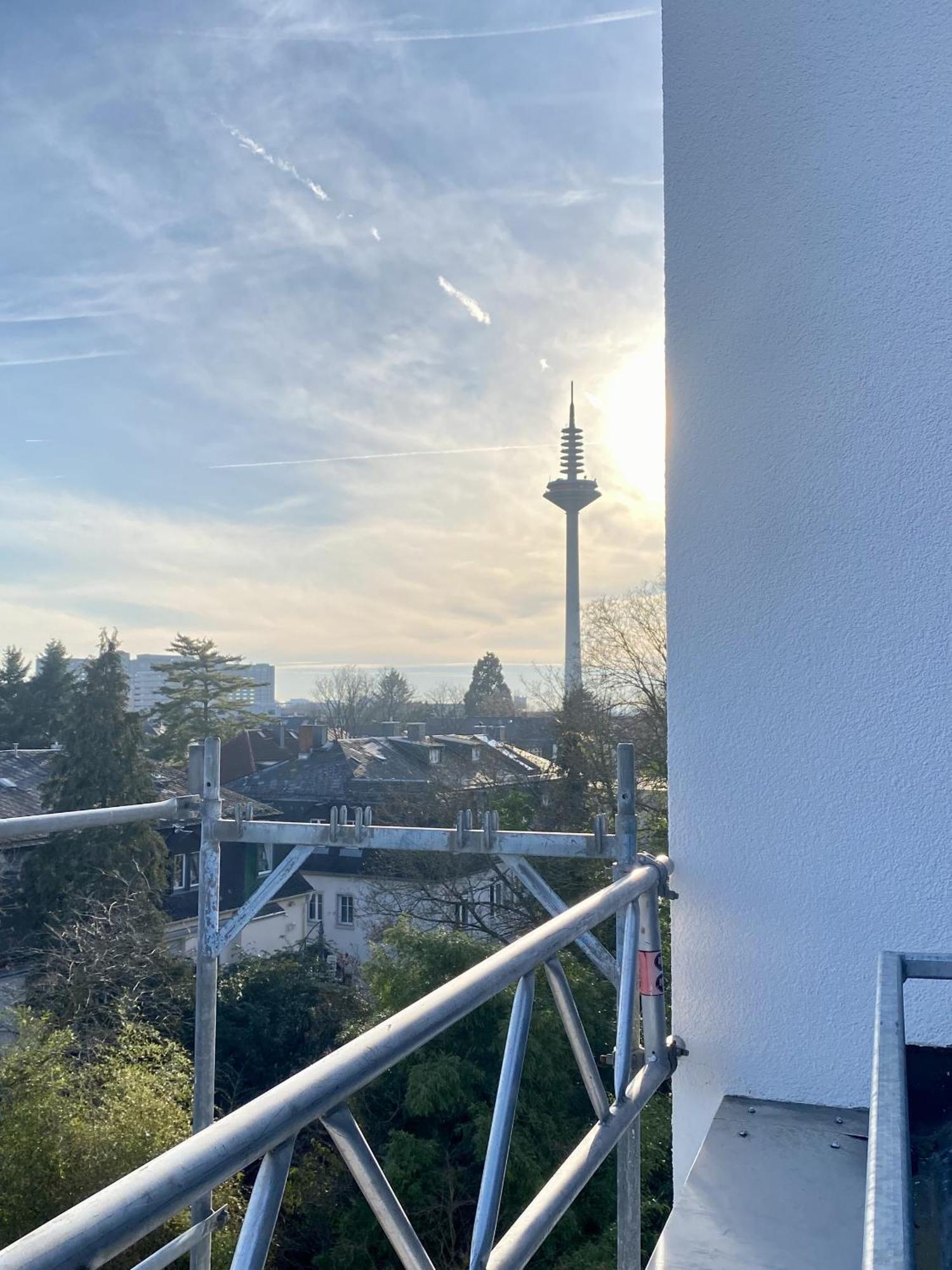Schoenes Erwachen Im Frankfurter Penthouse Frankfurt am Main Luaran gambar
